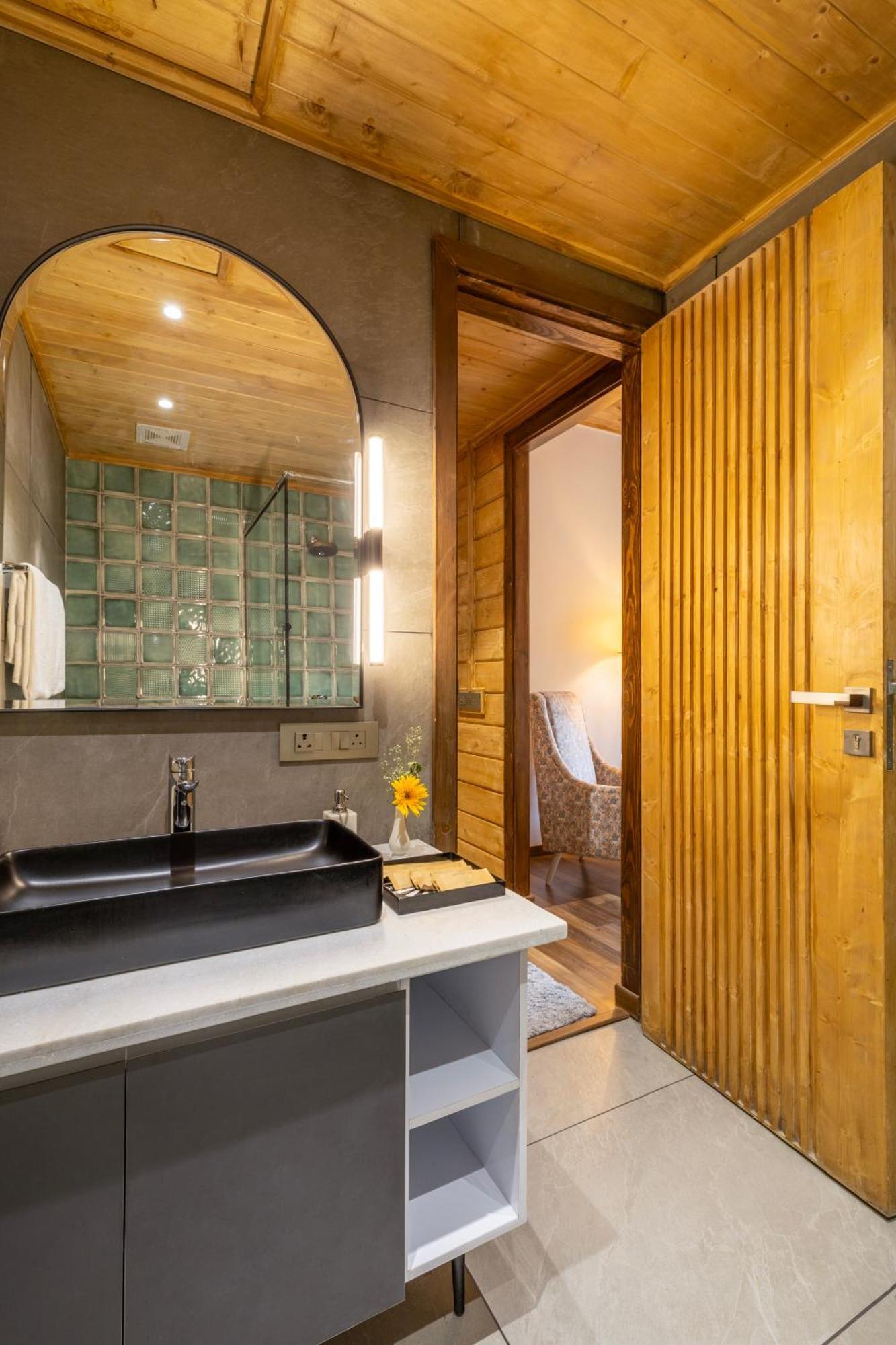 Ama Stays & Trails Kashi House, Rishīkesh Dış mekan fotoğraf